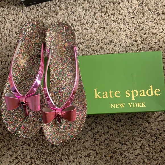 Sandals - Picture 2 of 4